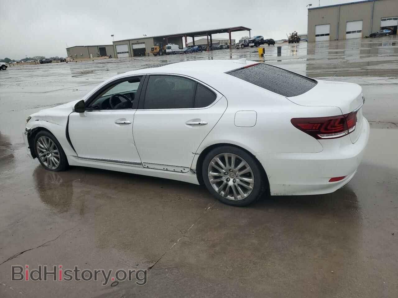 2015 LEXUS LS460 - VIN: JTHBL5EF2F5138790 - Фото 2