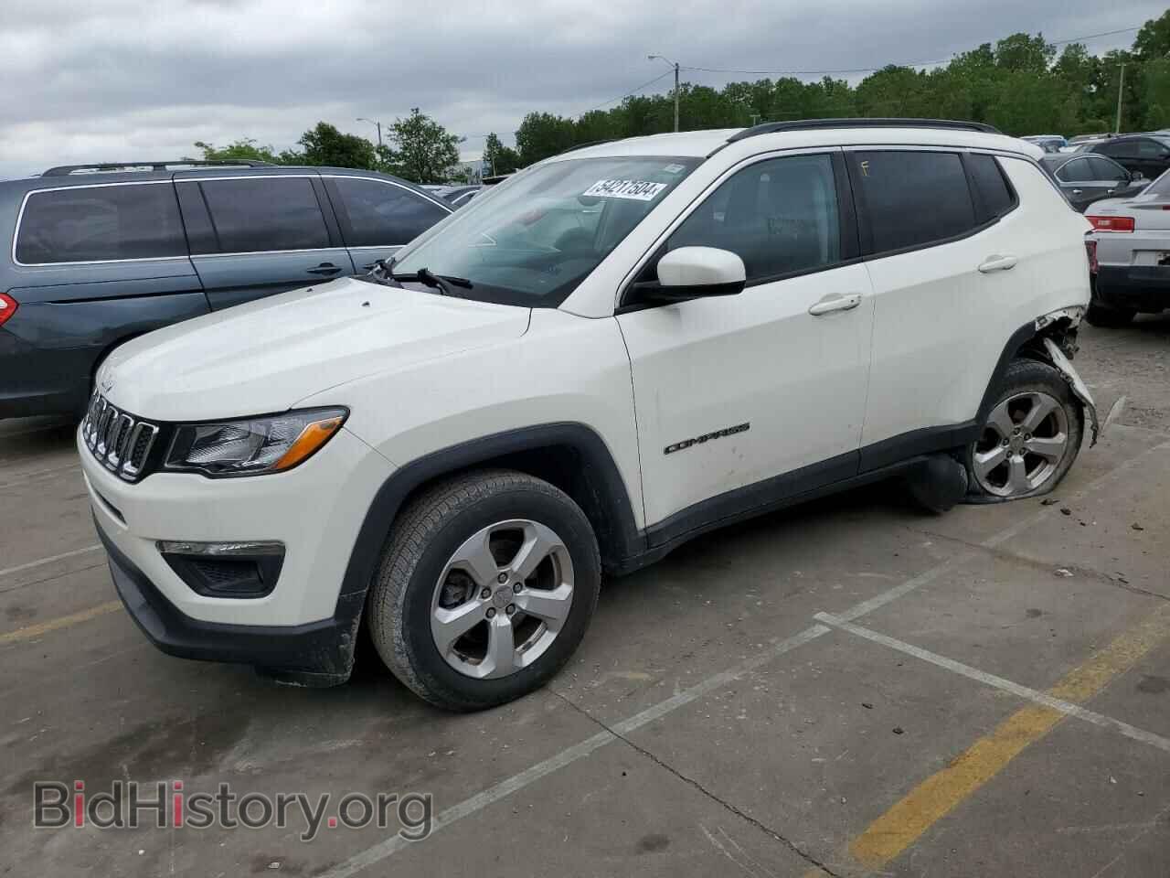 Фотография 3C4NJDBBXHT579022 - JEEP COMPASS 2017