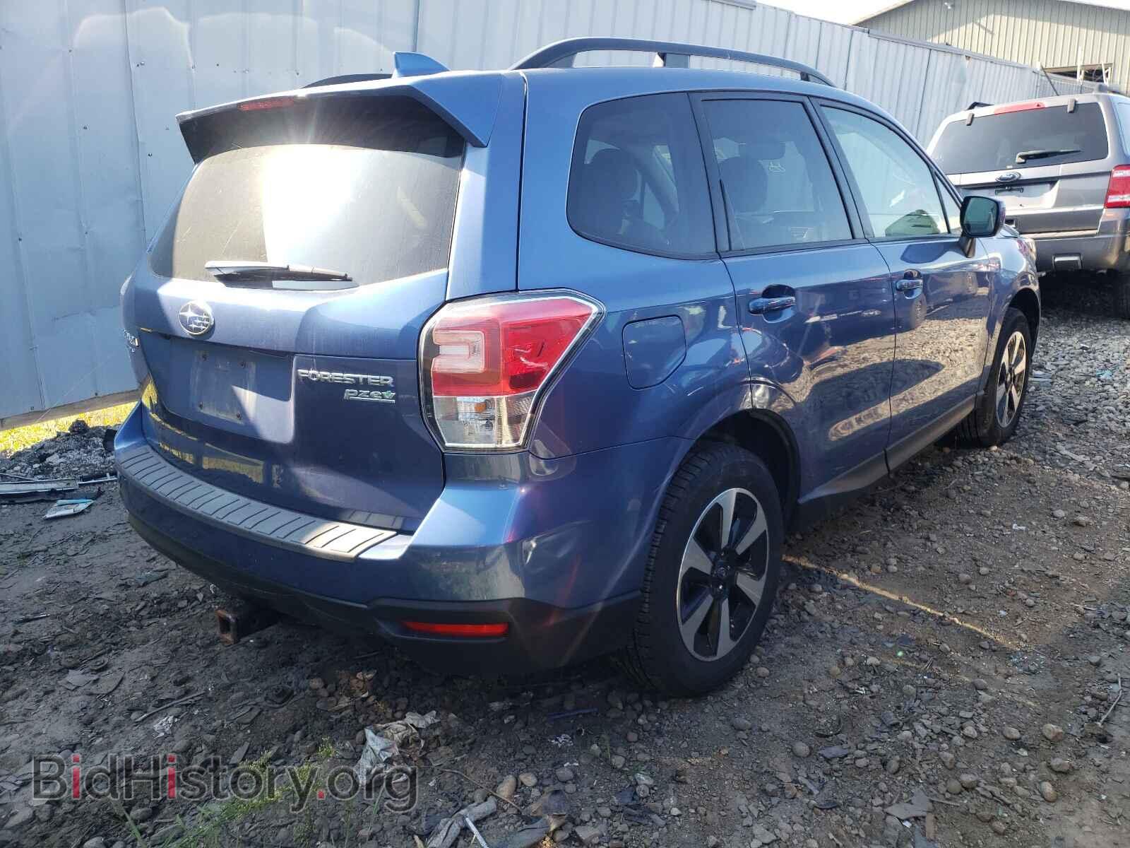 2017 SUBARU FORESTER - VIN: JF2SJAEC0HH405806 - Фото 4