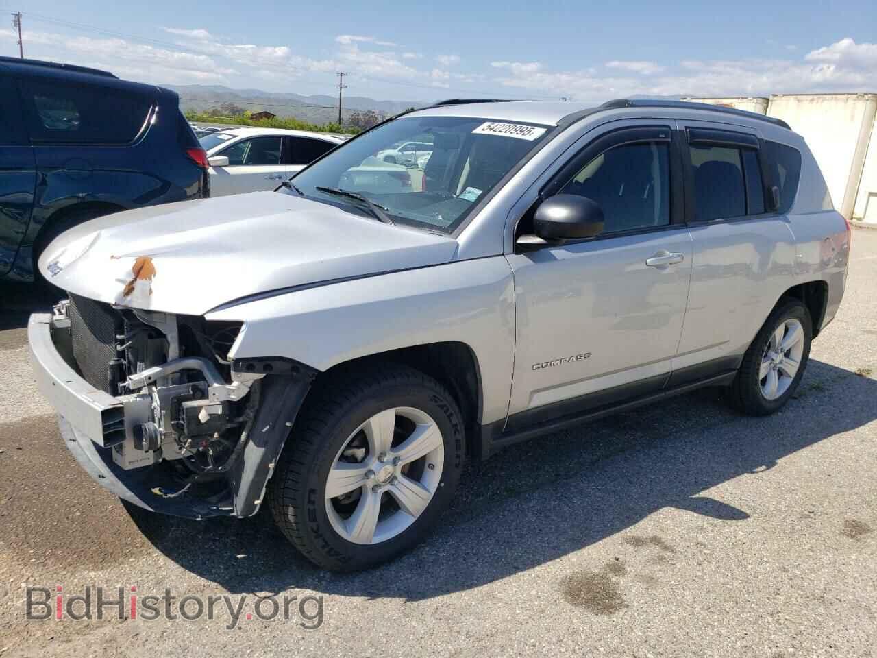 Photo 1J4NT1FA2BD230406 - JEEP COMPASS 2011
