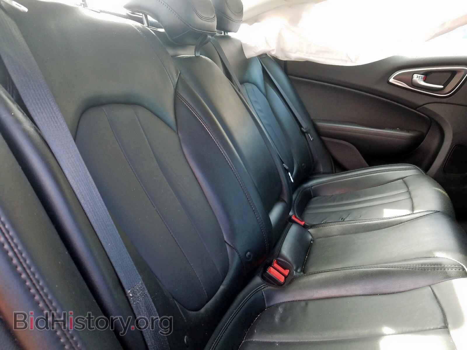 2016 CHRYSLER 200 - VIN: 1C3CCCAB1GN185070 - Photo 6