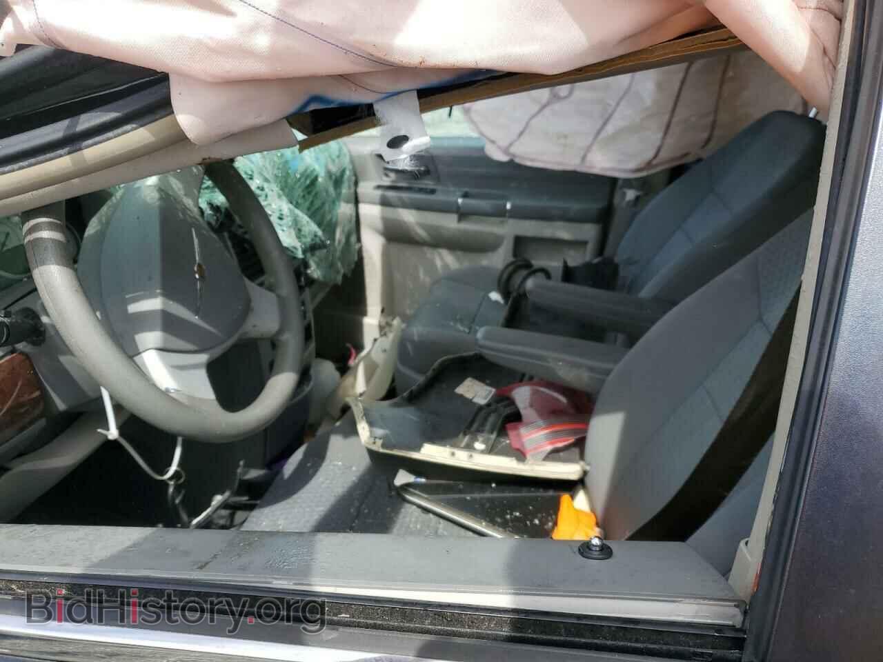 2010 CHRYSLER MINIVAN - VIN: 2A4RR2D11AR464055 - Фото 7