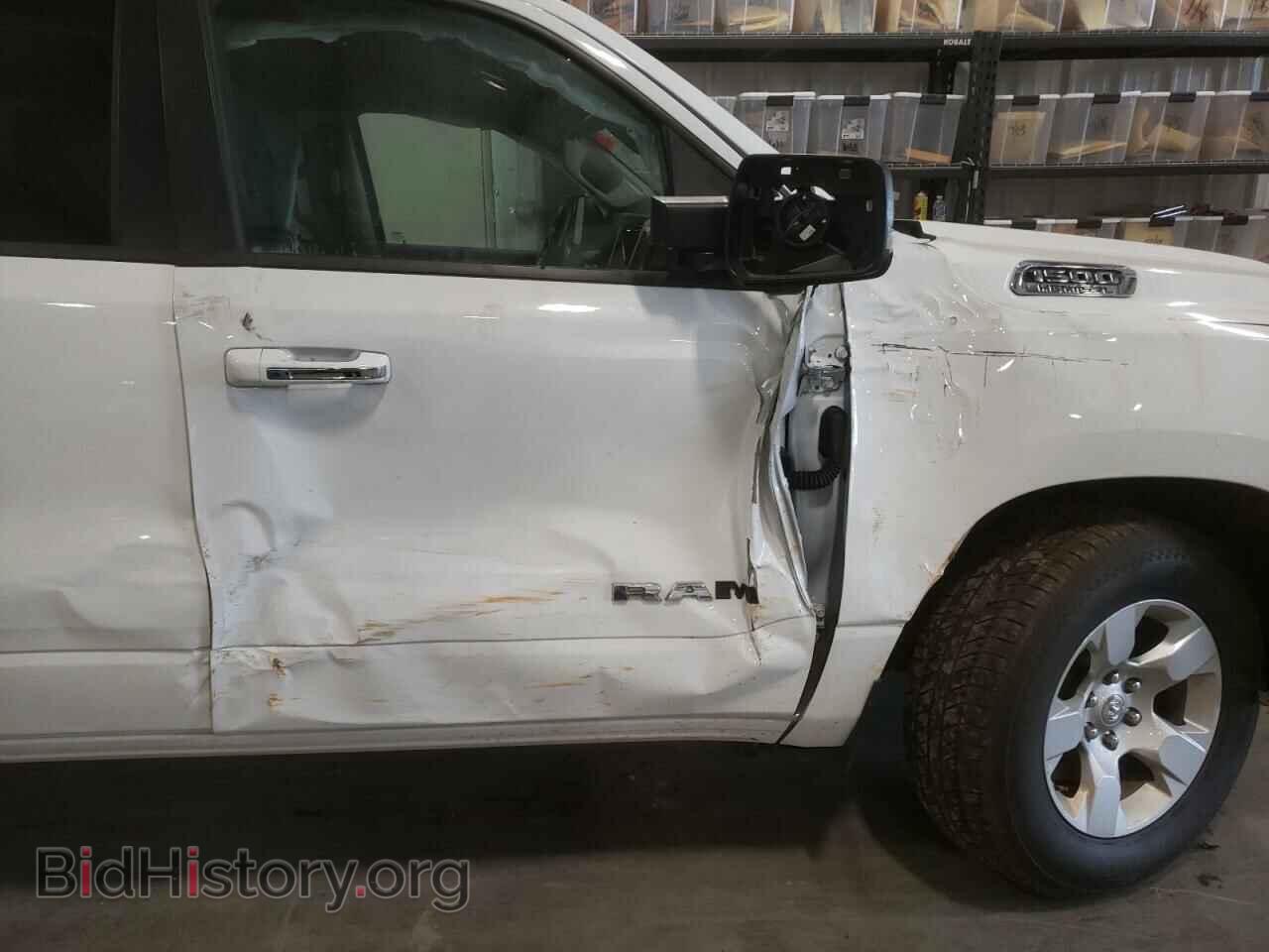 2020 RAM 1500 - VIN: 1C6SRFBT2LN279944 - Фото 9