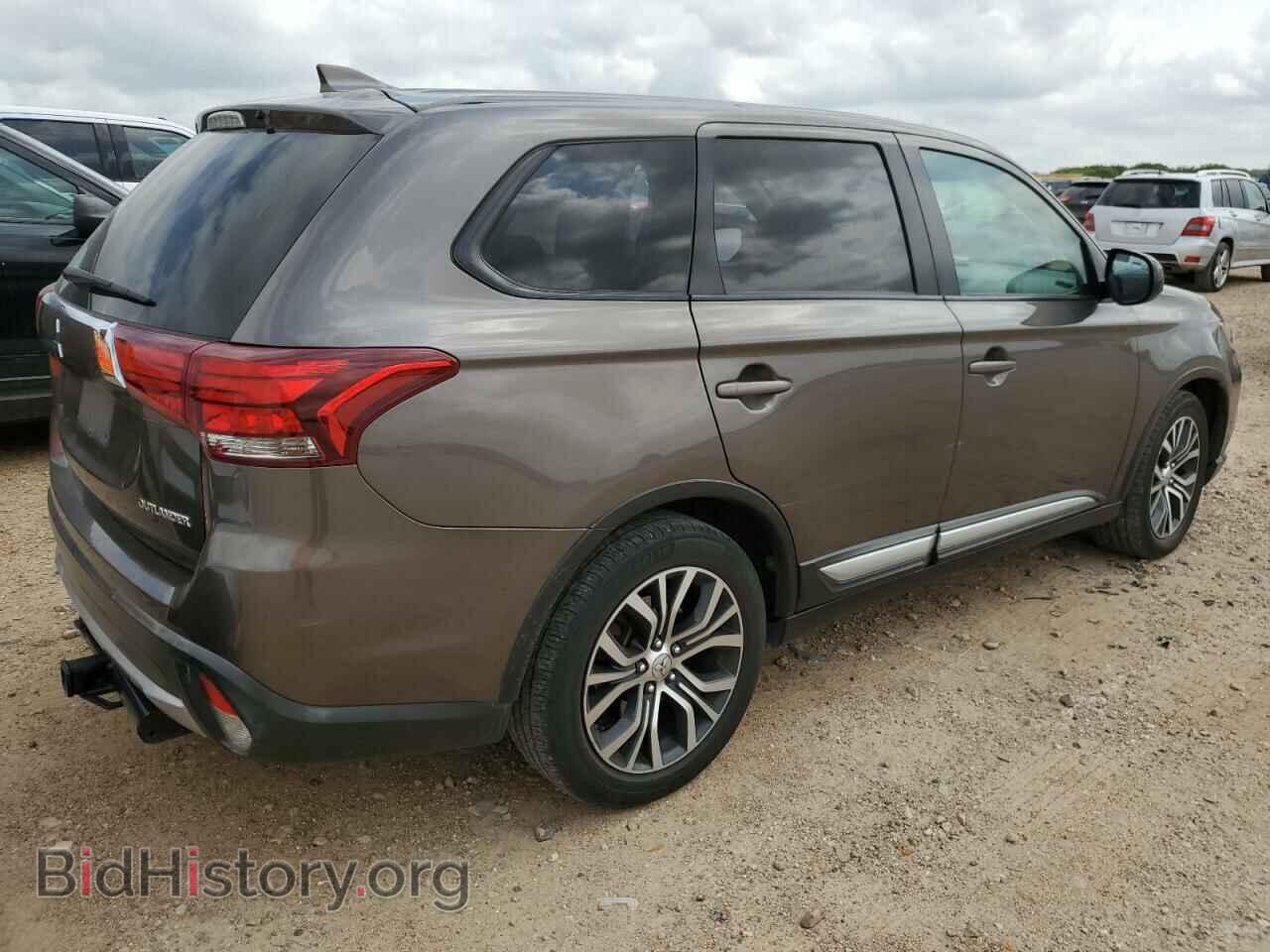 2017 MITSUBISHI OUTLANDER - VIN: JA4AD2A33HZ053273 - Фото 3