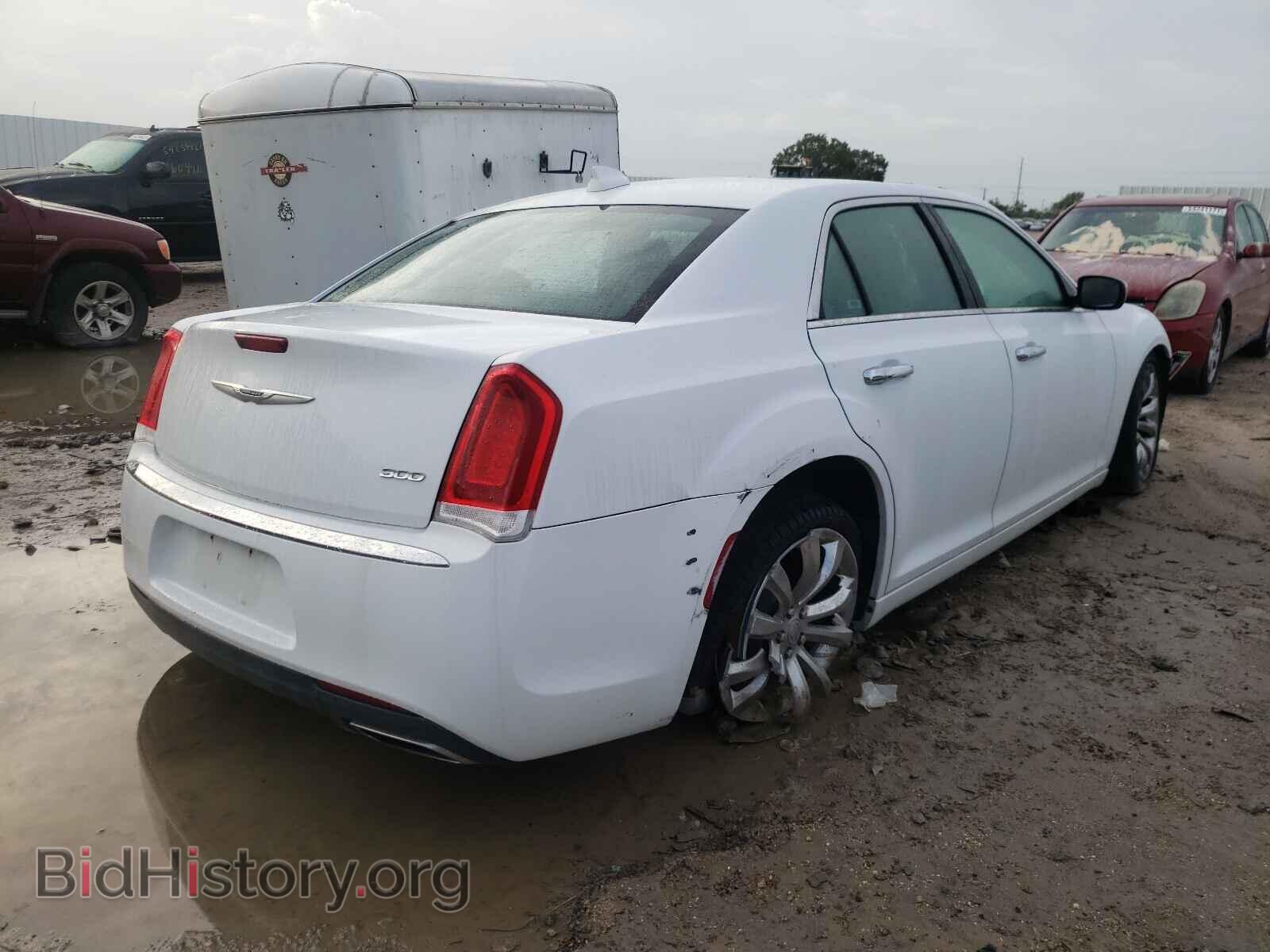 2020 CHRYSLER 300 - VIN: 2C3CCAEG0LH108607 - Фото 4