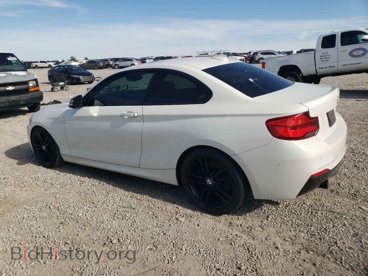 2018 BMW M2 - VIN: WBA2J5C54JVC07196 - Photo 2