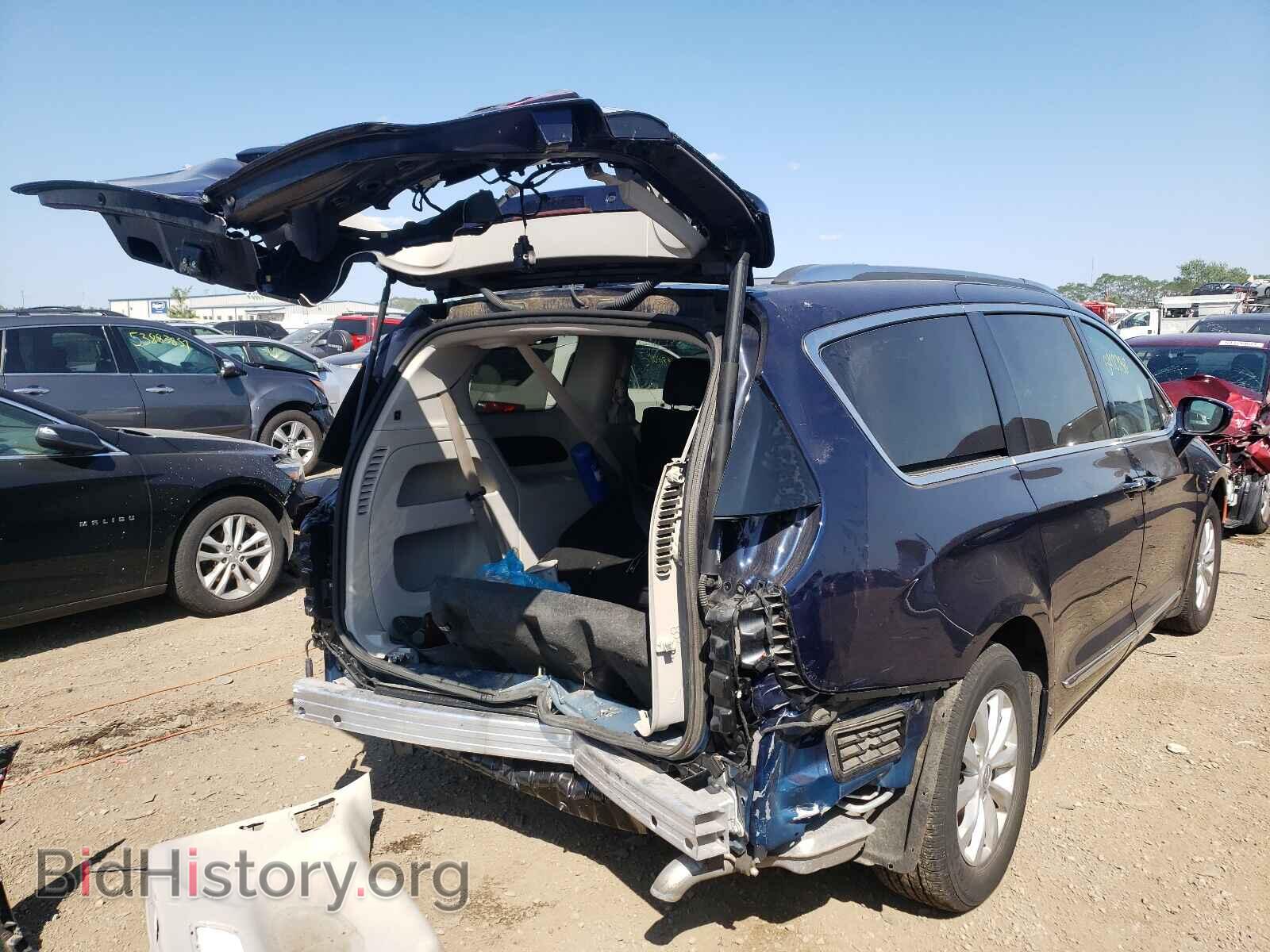 2019 CHRYSLER PACIFICA - VIN: 2C4RC1BG4KR667399 - Фото 4