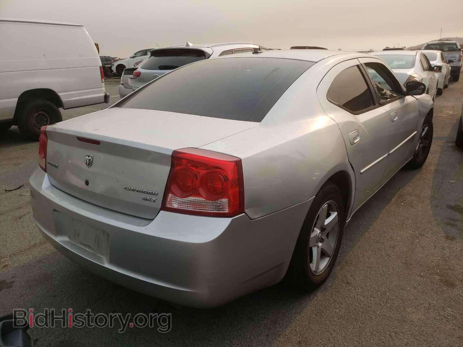 2010 DODGE CHARGER - VIN: 2B3CA3CV7AH236341 - Фото 4