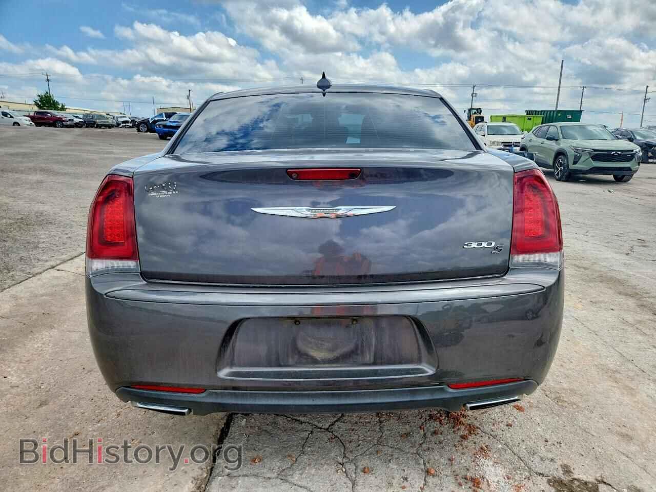 2016 CHRYSLER 300 - VIN: 2C3CCABG2GH164199 - Фото 6