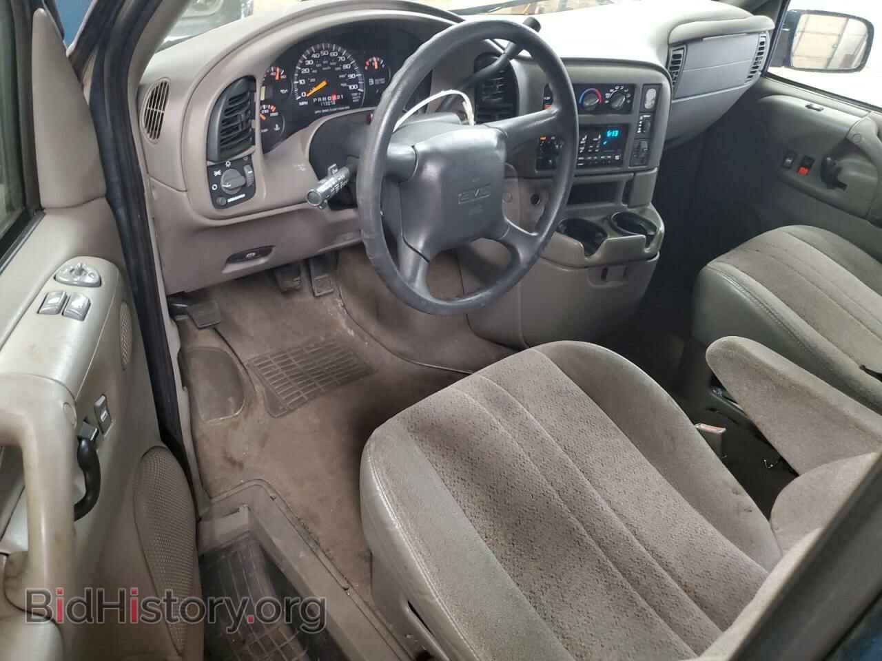 2000 GMC All Models - VIN: 1GKDM19W3YB522466 - Photo 8