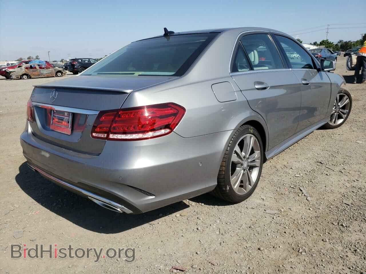 2015 MERCEDES-BENZ E-CLASS - VIN: WDDHF5KB2FB123721 - Photo 4