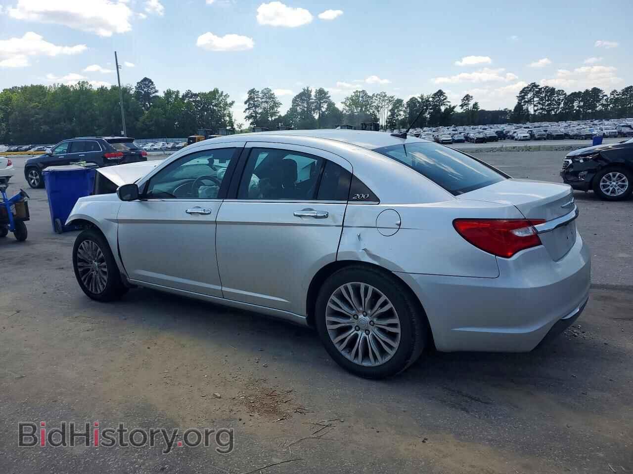 2012 CHRYSLER 200 - VIN: 1C3CCBCB7CN308775 - Фото 2