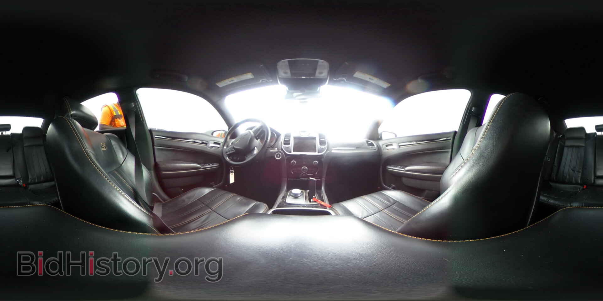 2016 CHRYSLER 300 - VIN: 2C3CCAGG7GH282807 - Photo 14