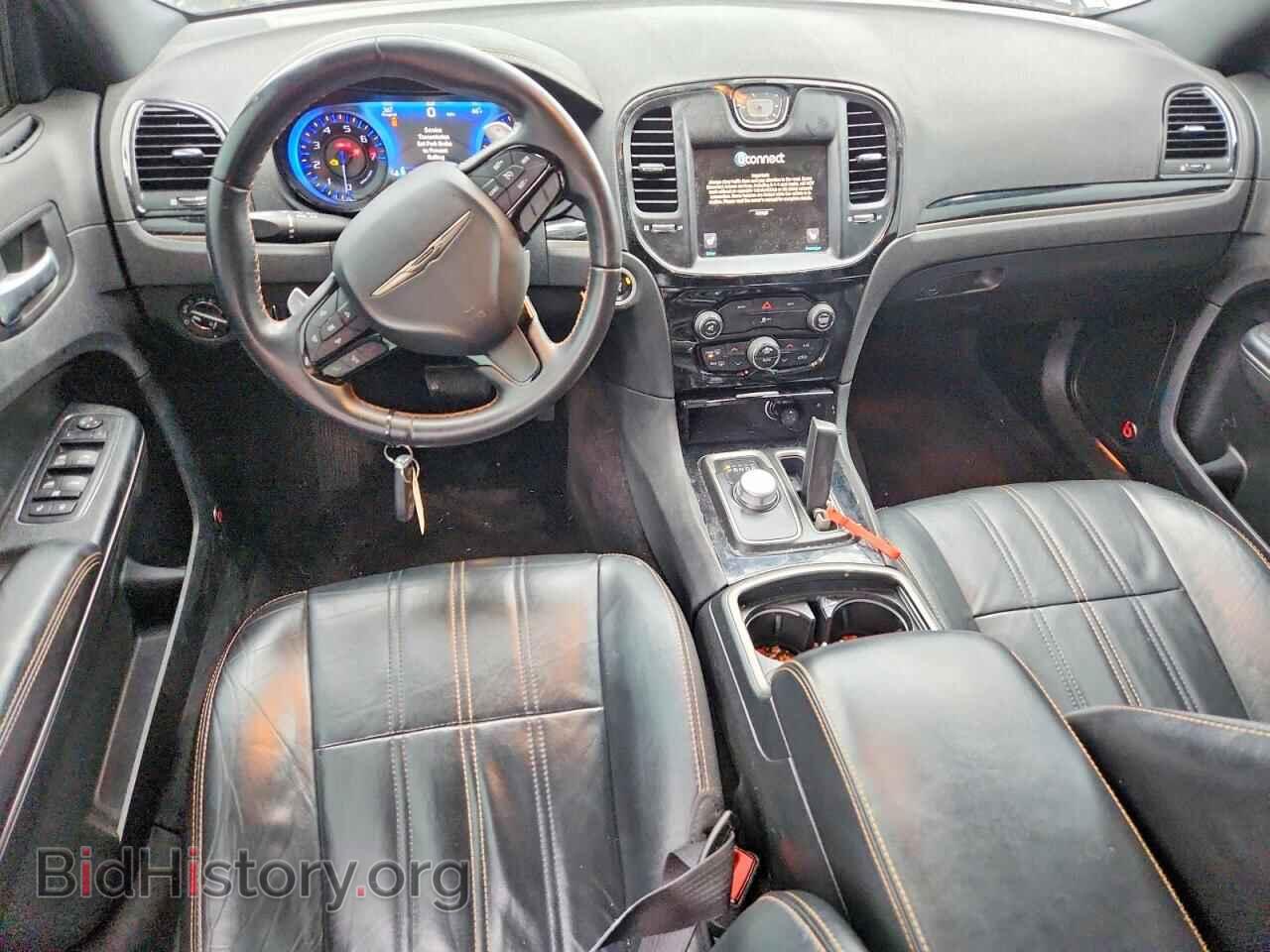 2016 CHRYSLER 300 - VIN: 2C3CCAGG7GH282807 - Photo 8