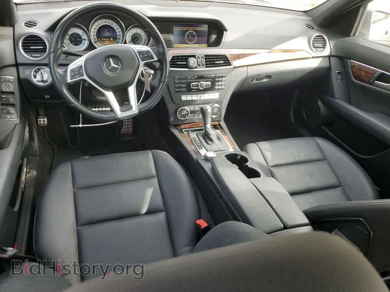 2012 MERCEDES-BENZ C-CLASS - VIN: WDDGF8BB1CF872415 - Фото 8