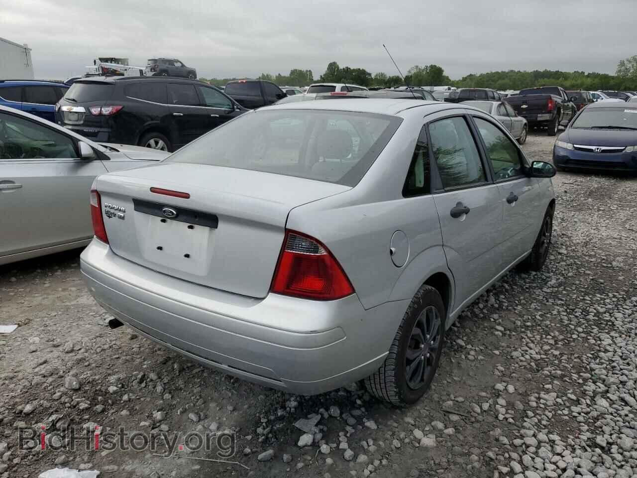 2007 FORD FOCUS - VIN: 1FAFP34N67W287340 - Фото 3