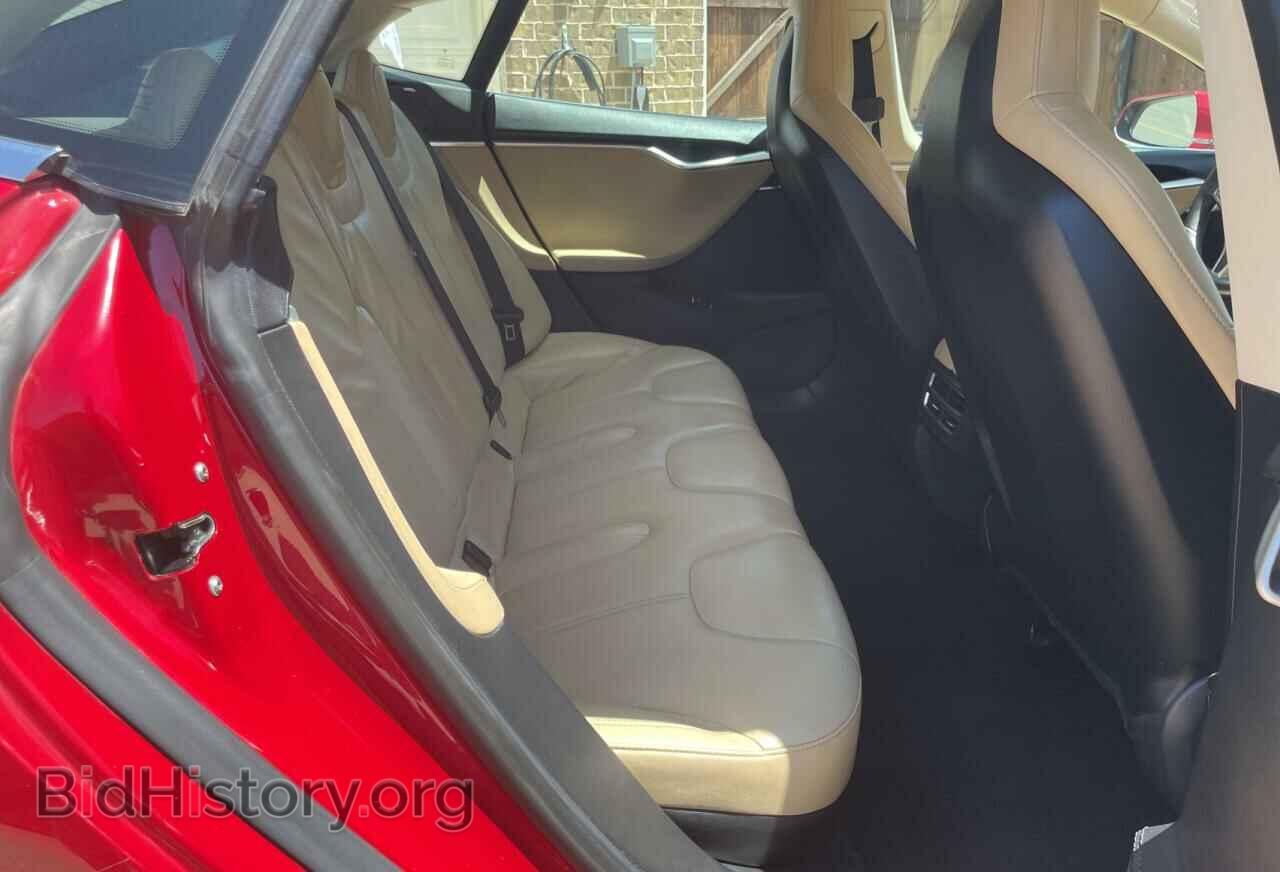 2013 TESLA MODEL S - VIN: 5YJSA1AG9DFP08925 - Фото 6