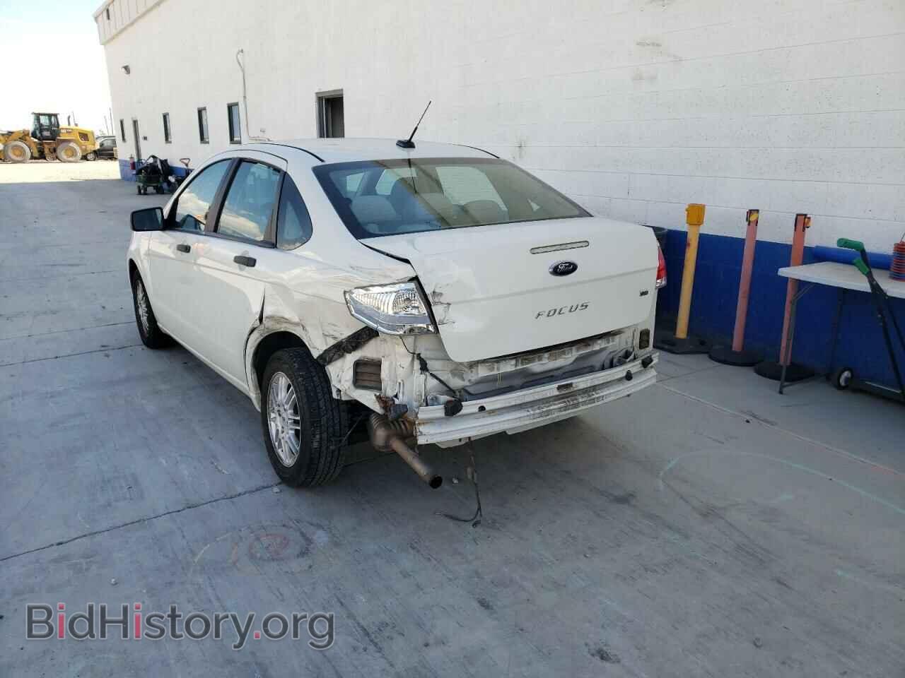 2011 FORD FOCUS - VIN: 1FAHP3FN4BW117749 - Фото 3