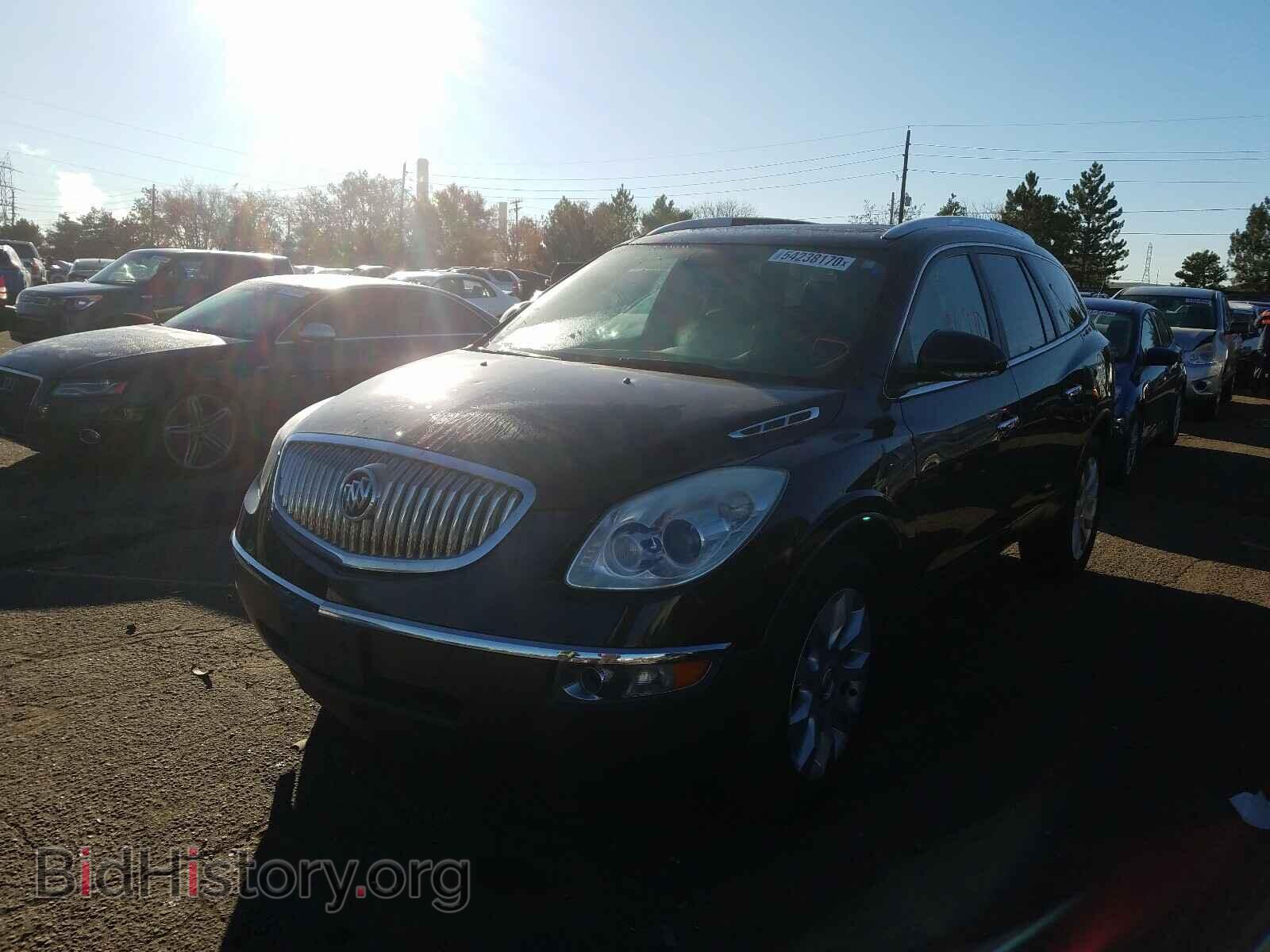 2011 BUICK ENCLAVE - VIN: 5GAKVCED4BJ177401 - Фото 2