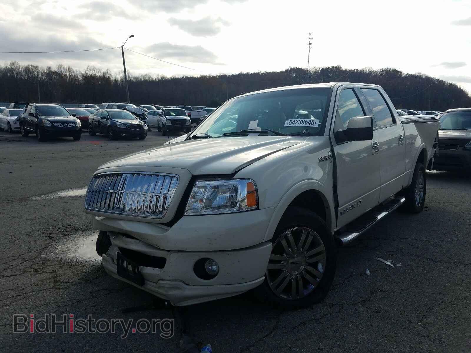 2008 LINCOLN MARK LT - VIN: 5LTPW18578FJ02873 - Фото 2