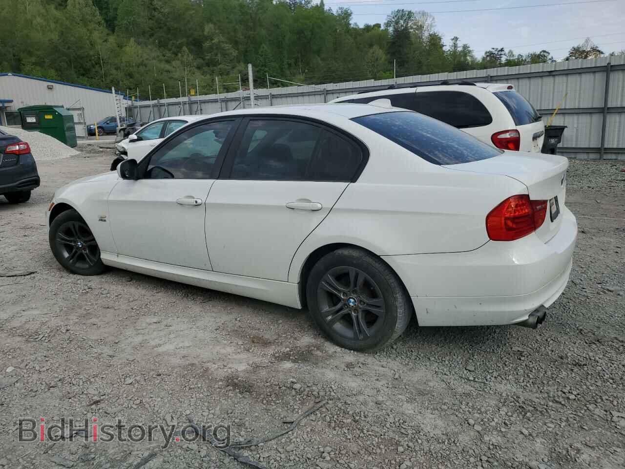 2011 BMW 3 SERIES - VIN: WBAPK7C52BF196089 - Фото 2
