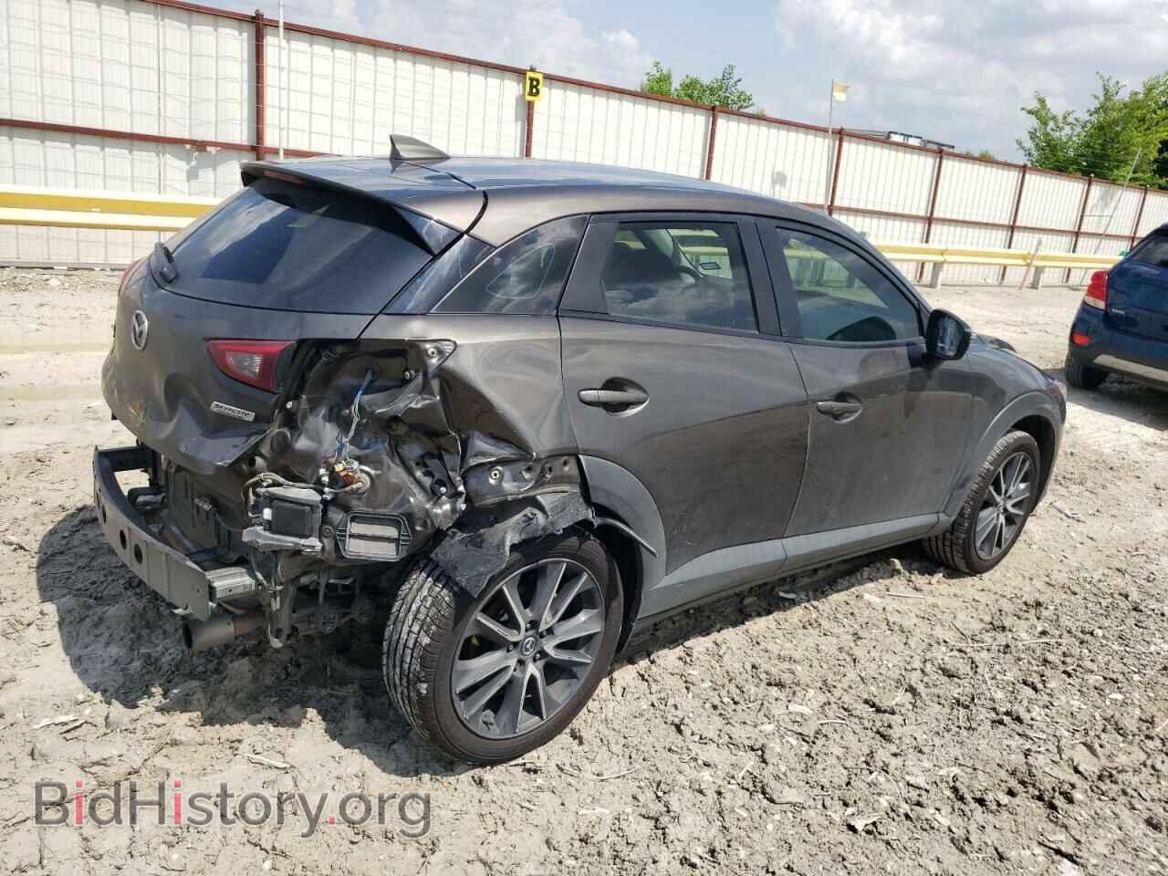 2018 MAZDA CX-3 - VIN: JM1DKFC79J0318417 - Фото 3