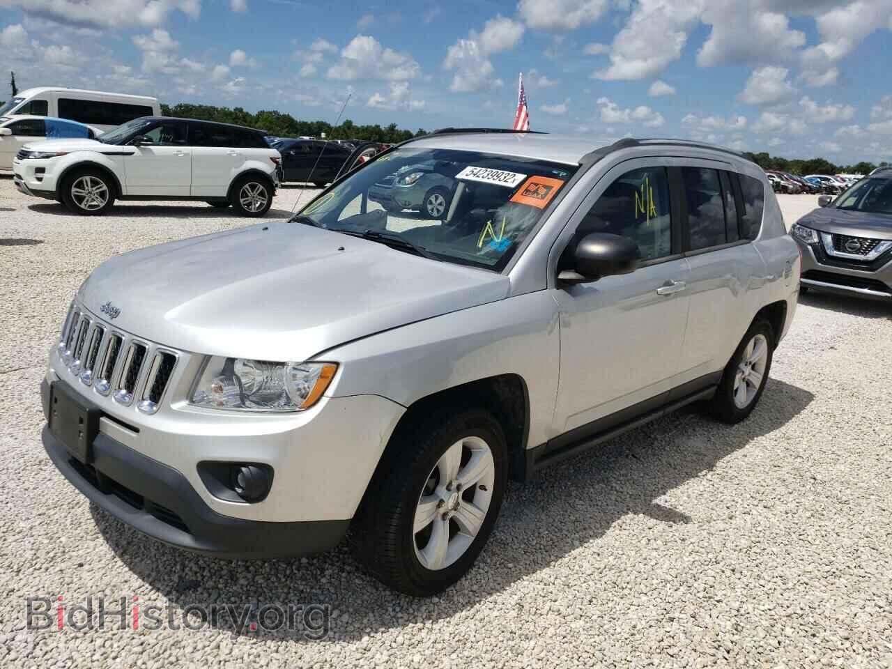 2011 JEEP COMPASS - VIN: 1J4NT1FB5BD264378 - Фото 2