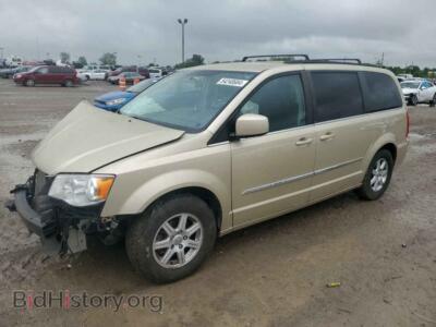 2011 Chrysler MINIVAN Touring, светло-коричневый — VIN 2A4RR5DG1BR617086, Copart