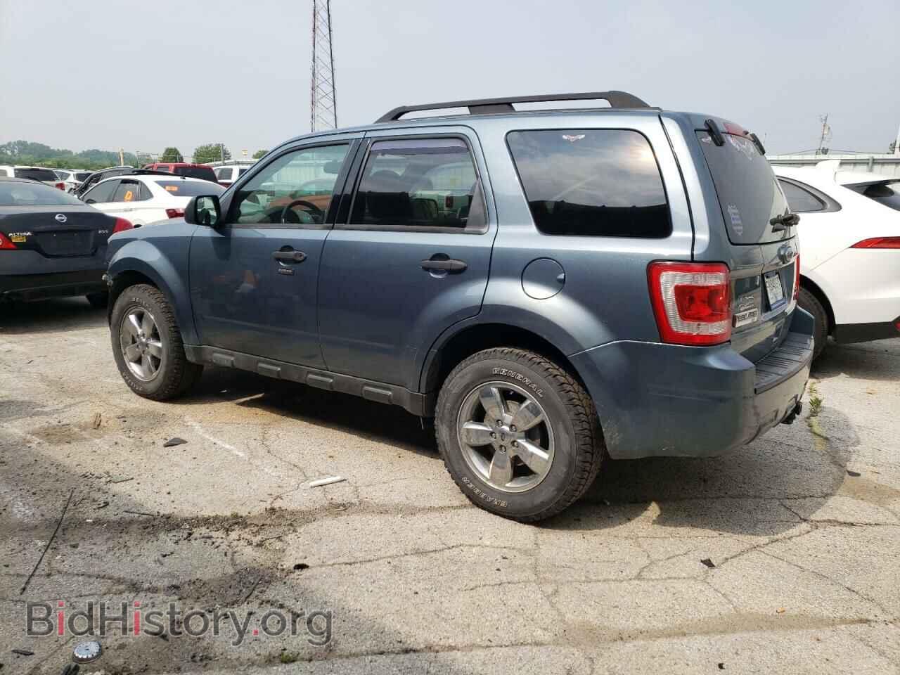 2011 FORD ESCAPE - VIN: 1FMCU9DG8BKC50795 - Фото 2