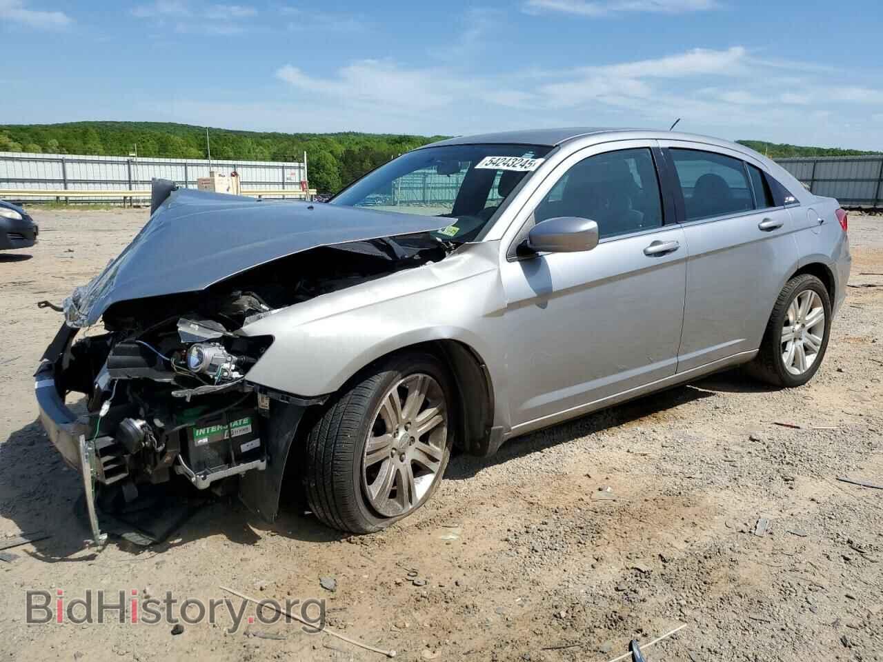 Photo 1C3CCBAB8DN697981 - CHRYSLER 200 2013