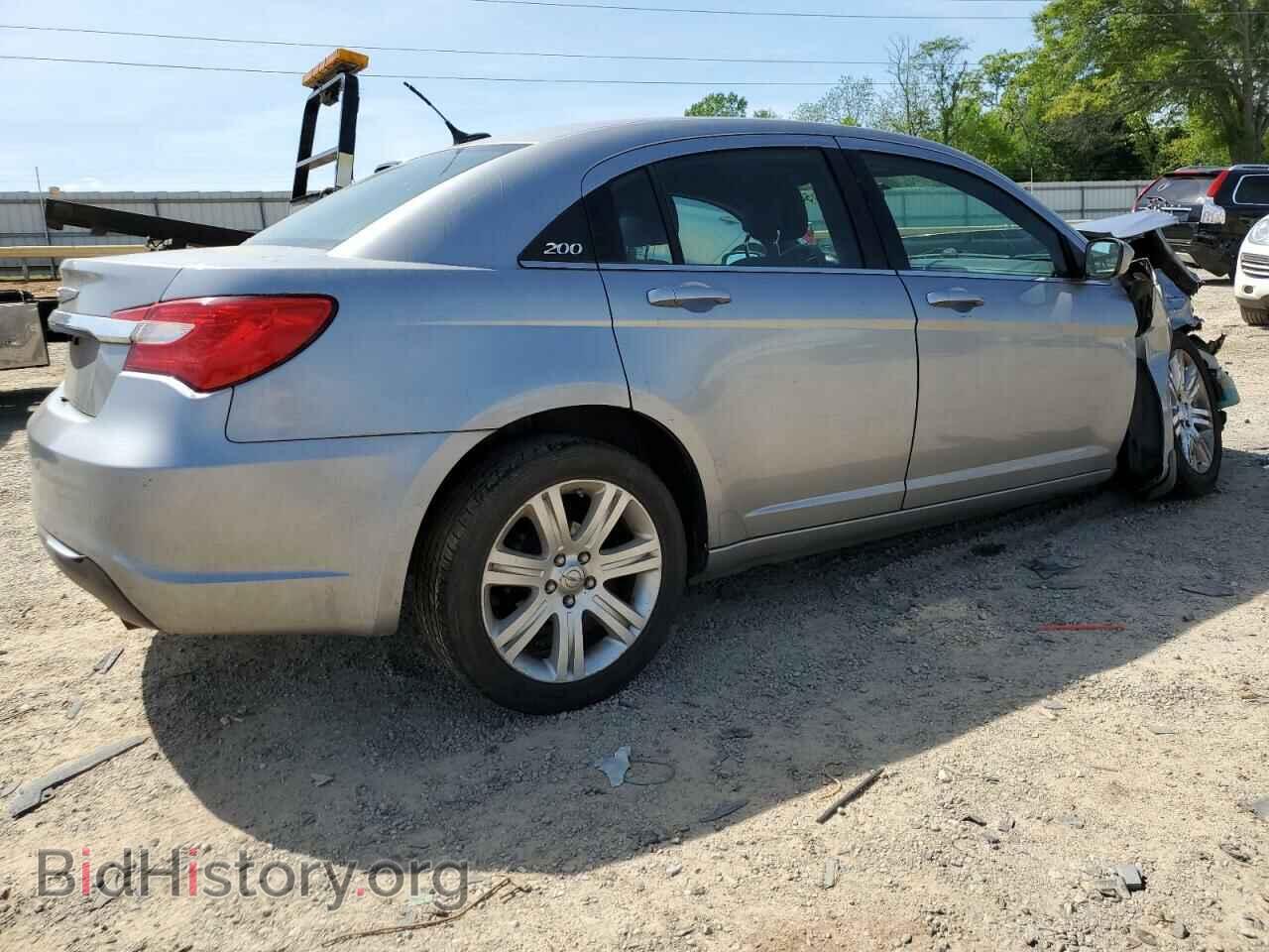 2013 CHRYSLER 200 - VIN: 1C3CCBAB8DN697981 - Фото 3