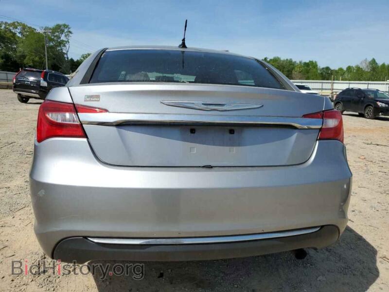 2013 Chrysler 200 (VIN 1C3CCBAB8DN697981) — photo 6 of 13
