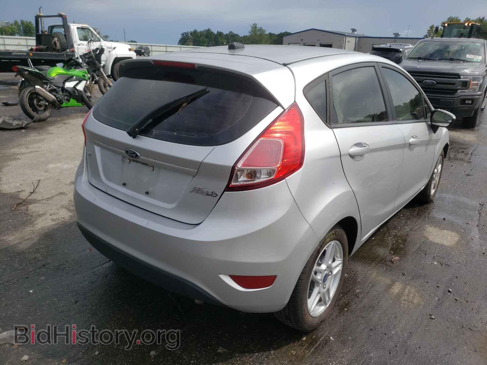 2017 FORD FIESTA - VIN: 3FADP4EJ3HM140712 - Фото 4