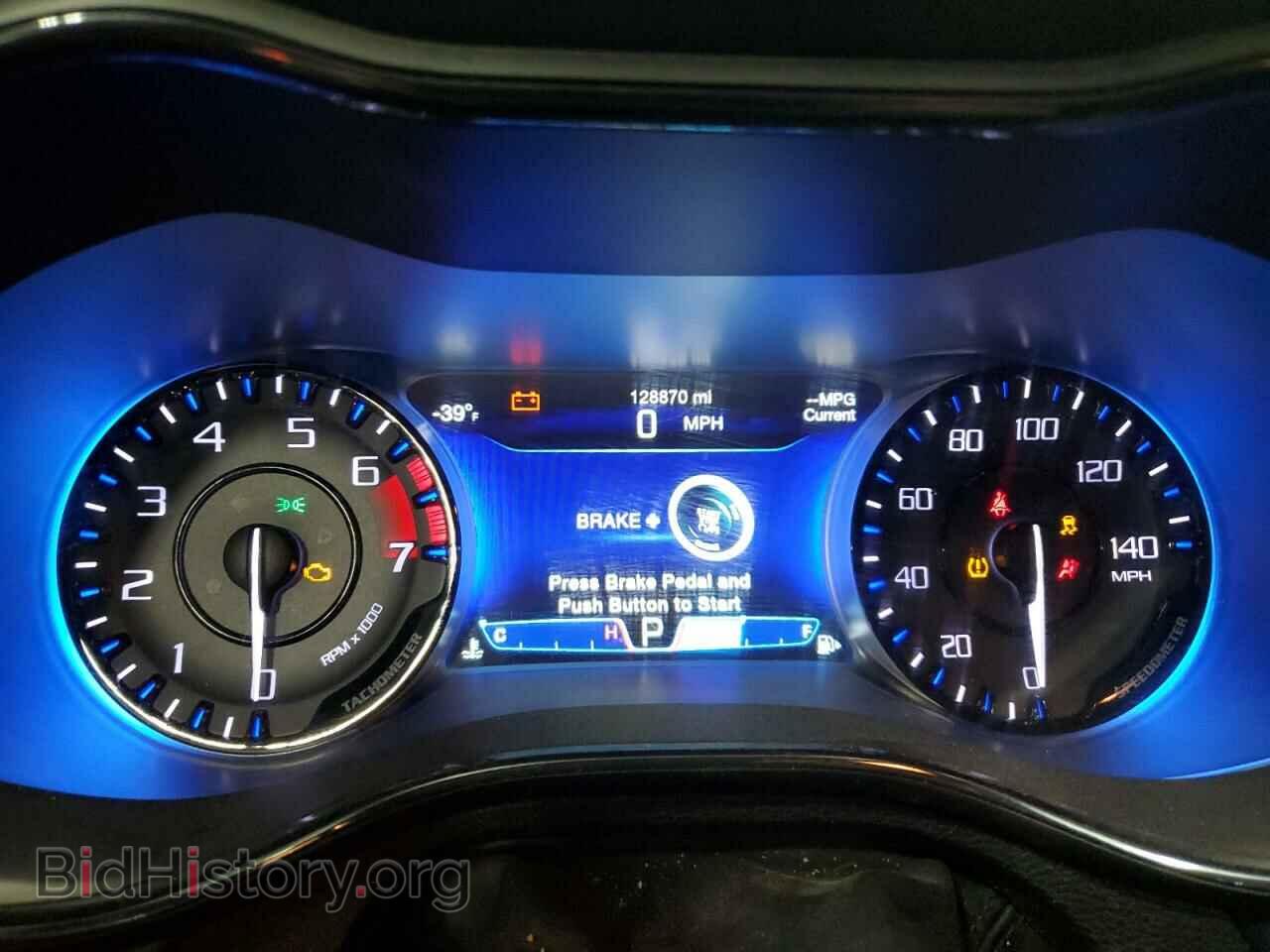 2016 CHRYSLER 200 - VIN: 1C3CCCBB0GN115610 - Photo 9