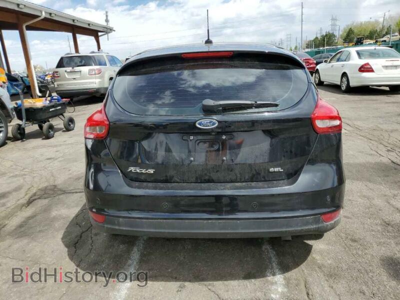 2017 Ford FOCUS (VIN 1FADP3M23HL271130) — photo 6 of 13