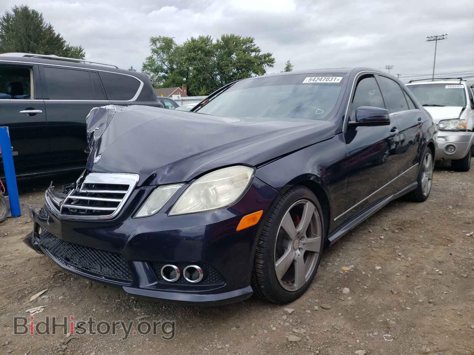 2010 MERCEDES-BENZ E-CLASS - VIN: WDDHF5GB8AA057022 - Фото 2