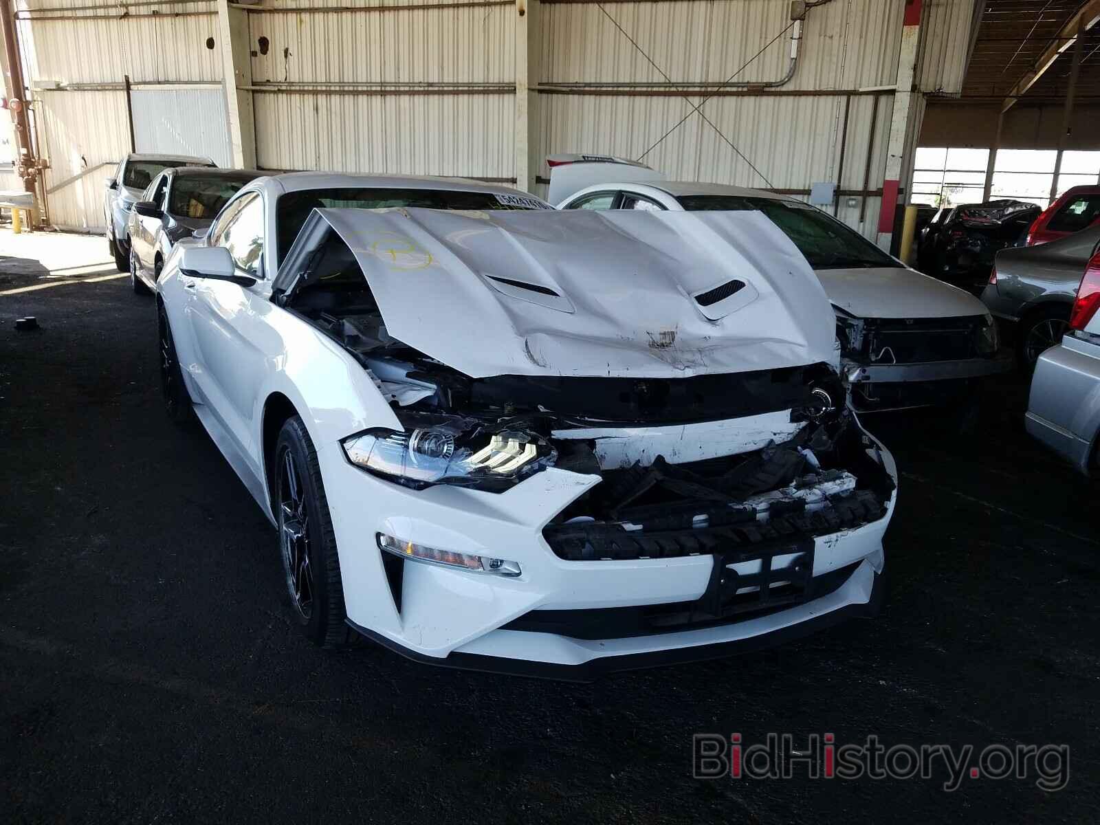 Photo 1FA6P8TH8J5156240 - FORD MUSTANG 2018