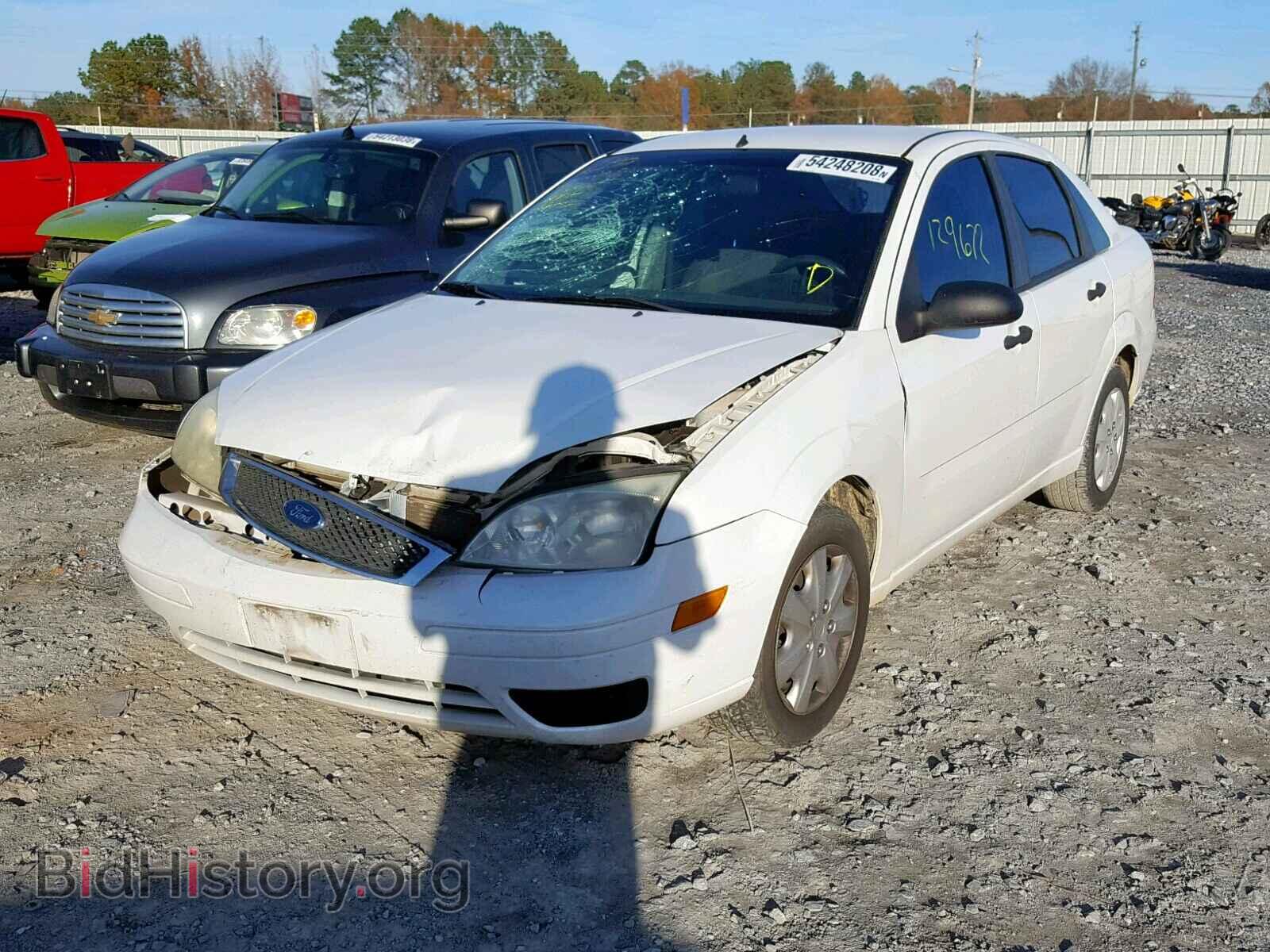 2007 FORD FOCUS - VIN: 1FAFP34N97W140025 - Фото 2