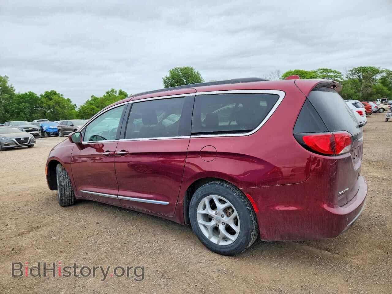 2017 CHRYSLER PACIFICA - VIN: 2C4RC1BGXHR509223 - Photo 2