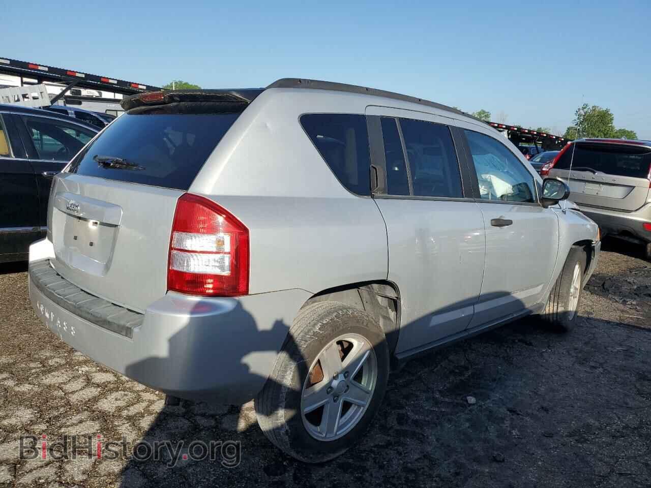 2007 JEEP COMPASS - VIN: 1J8FT47W97D141535 - Photo 3