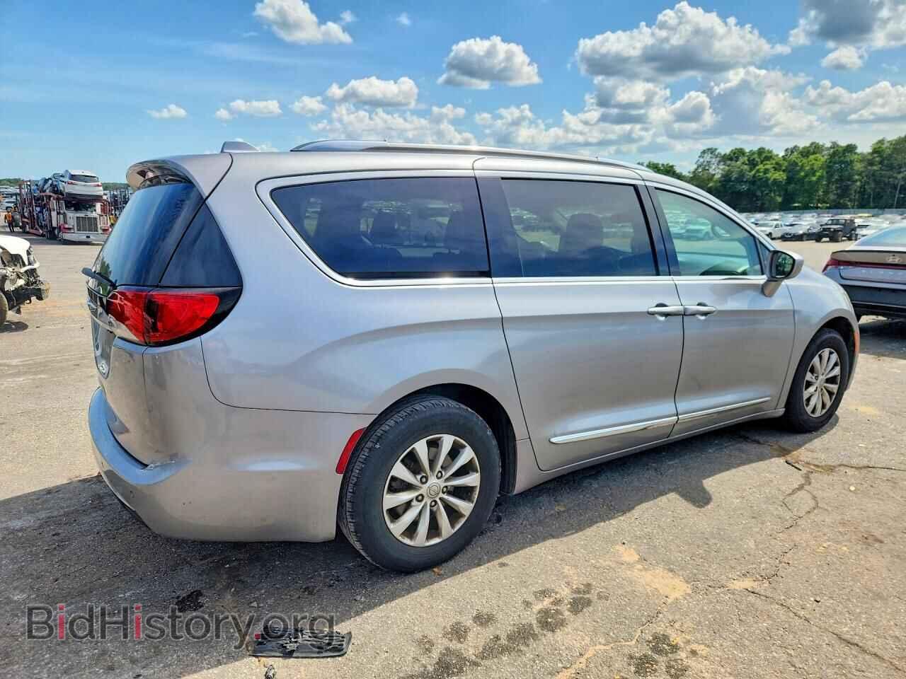 2019 CHRYSLER PACIFICA - VIN: 2C4RC1BG1KR731849 - Фото 3