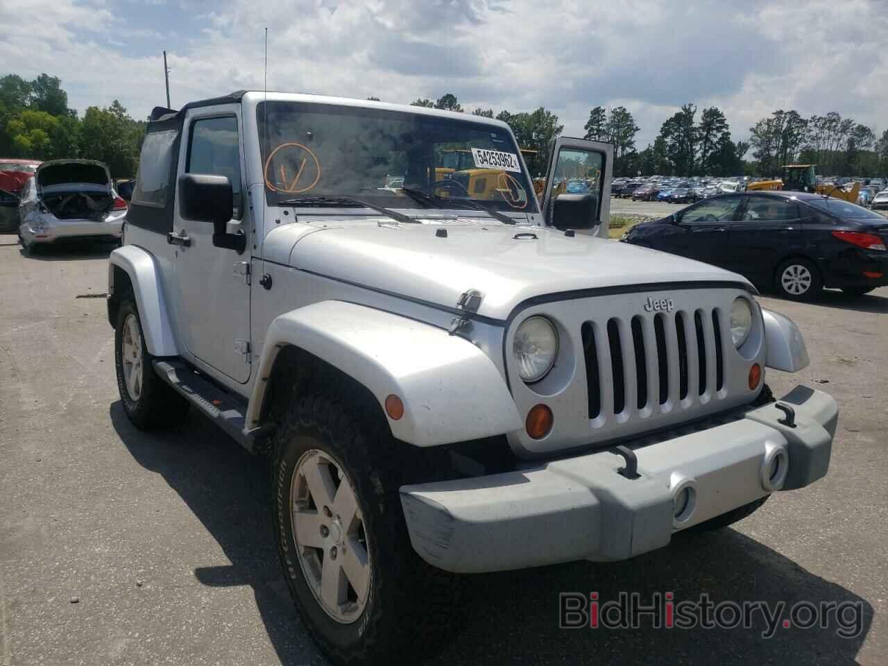 Photo 1J4FA54128L644448 - JEEP WRANGLER 2008