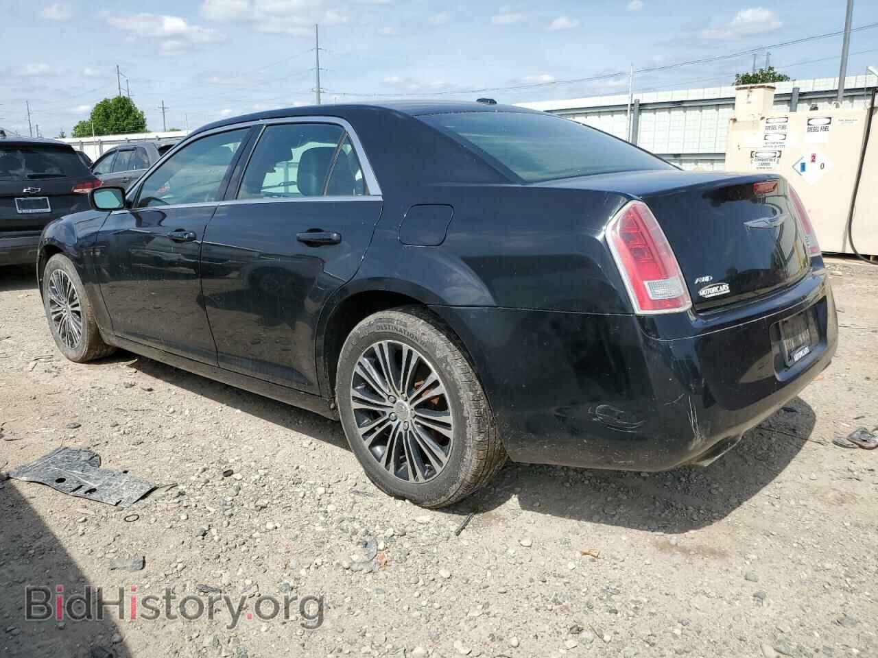 2013 CHRYSLER 300 - VIN: 2C3CCAGG9DH693556 - Фото 2