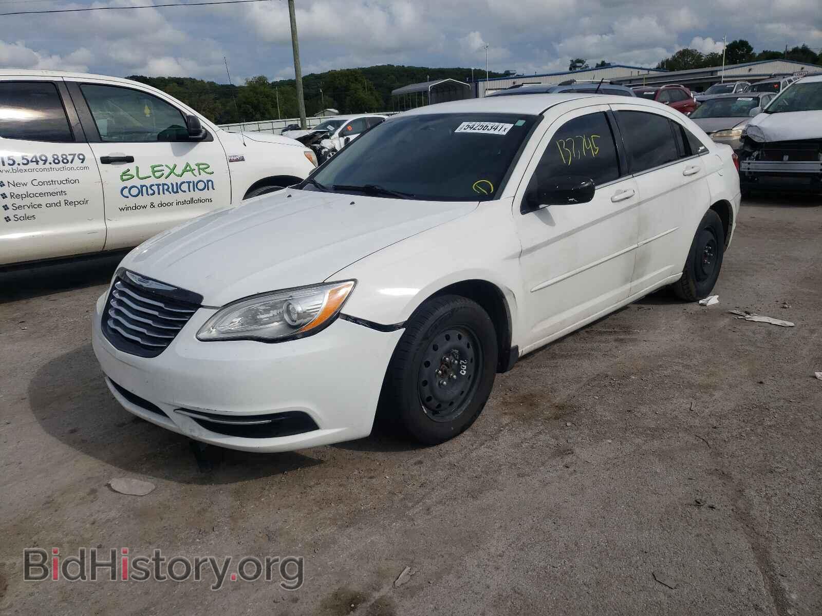 2013 CHRYSLER 200 - VIN: 1C3CCBBB6DN589986 - Фото 2