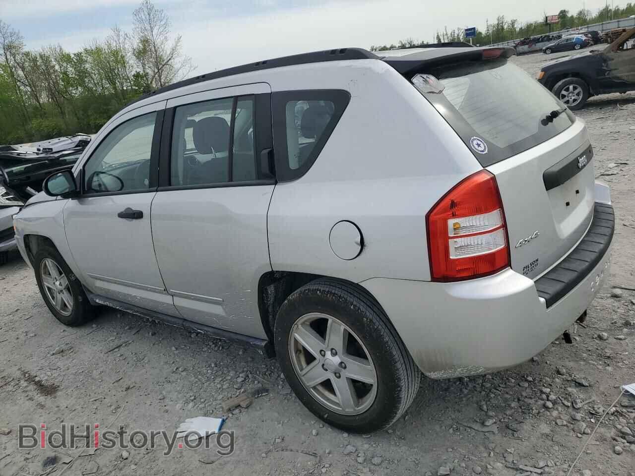 2010 JEEP COMPASS - VIN: 1J4NF4FB2AD505885 - Фото 2