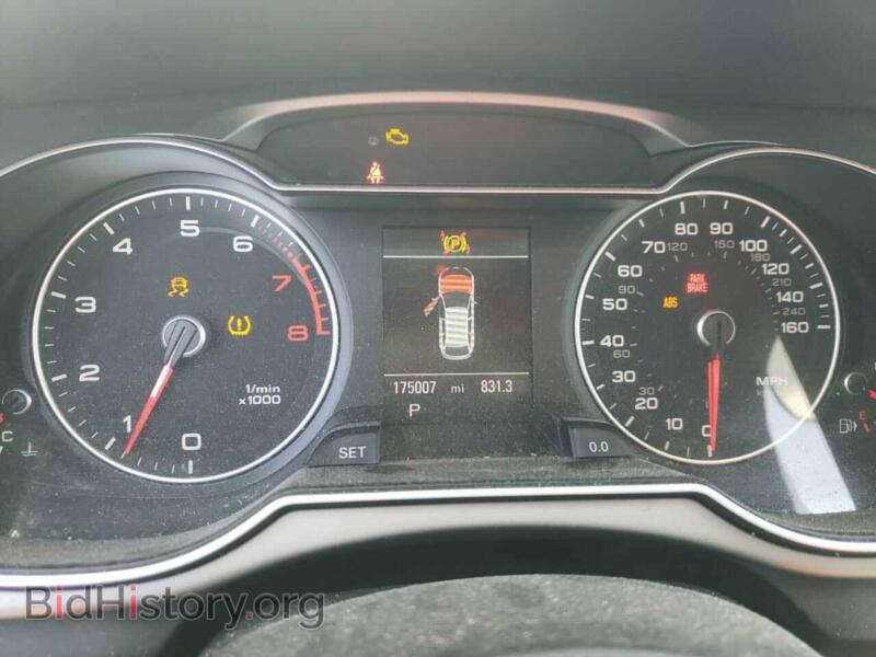 2013 Audi A4 (VIN WA1UFAFL7DA136143) — фото 9 из 13