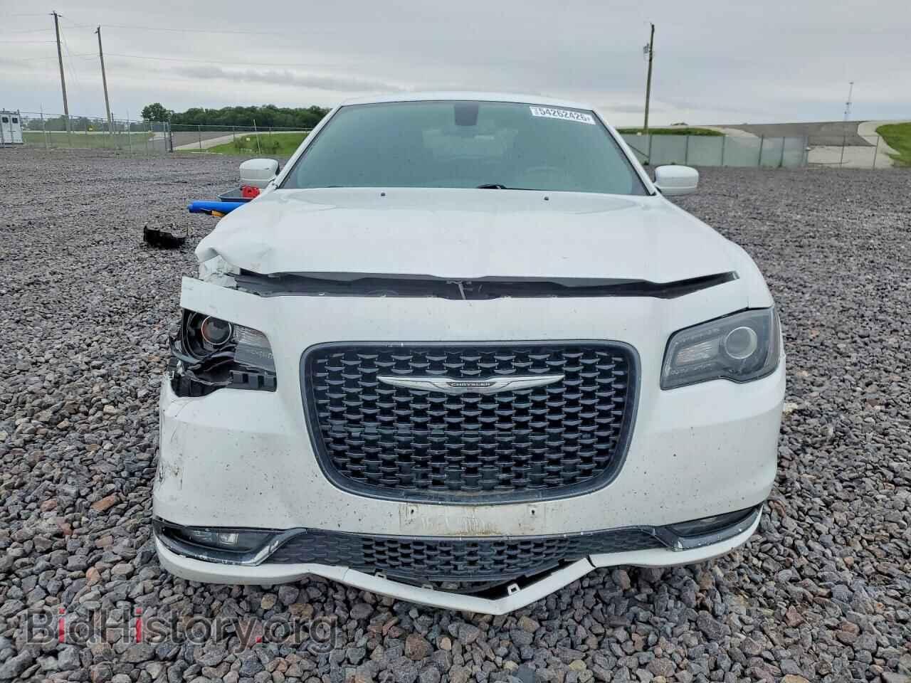 2019 CHRYSLER 300 - VIN: 2C3CCAGG8KH648542 - Фото 5