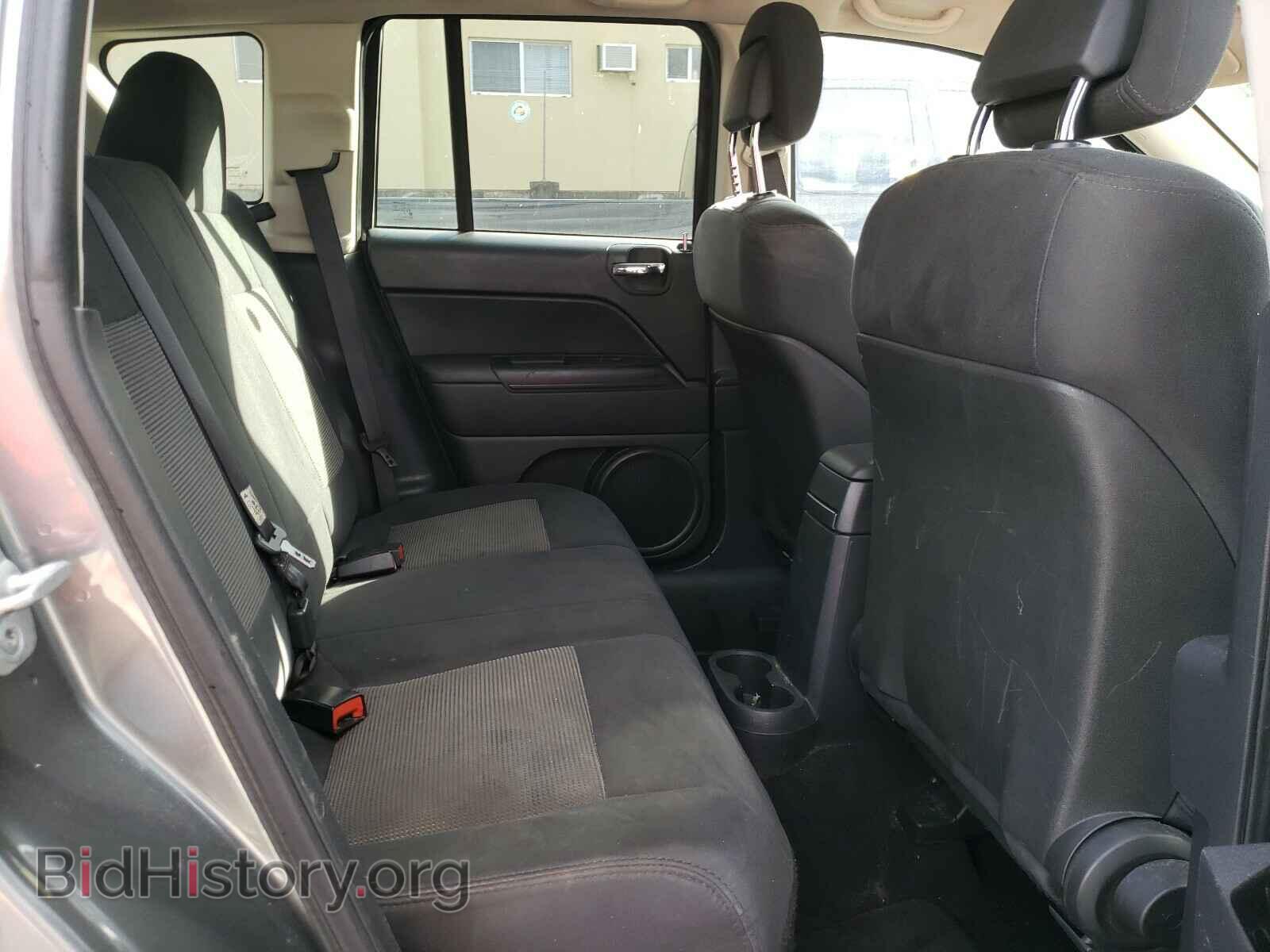 2011 JEEP COMPASS - VIN: 1J4NF1FB9BD259689 - Photo 6