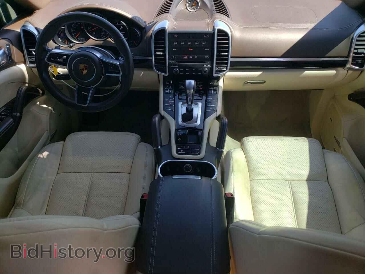 2017 PORSCHE CAYENNE - VIN: WP1AA2A22HKA86049 - Photo 8