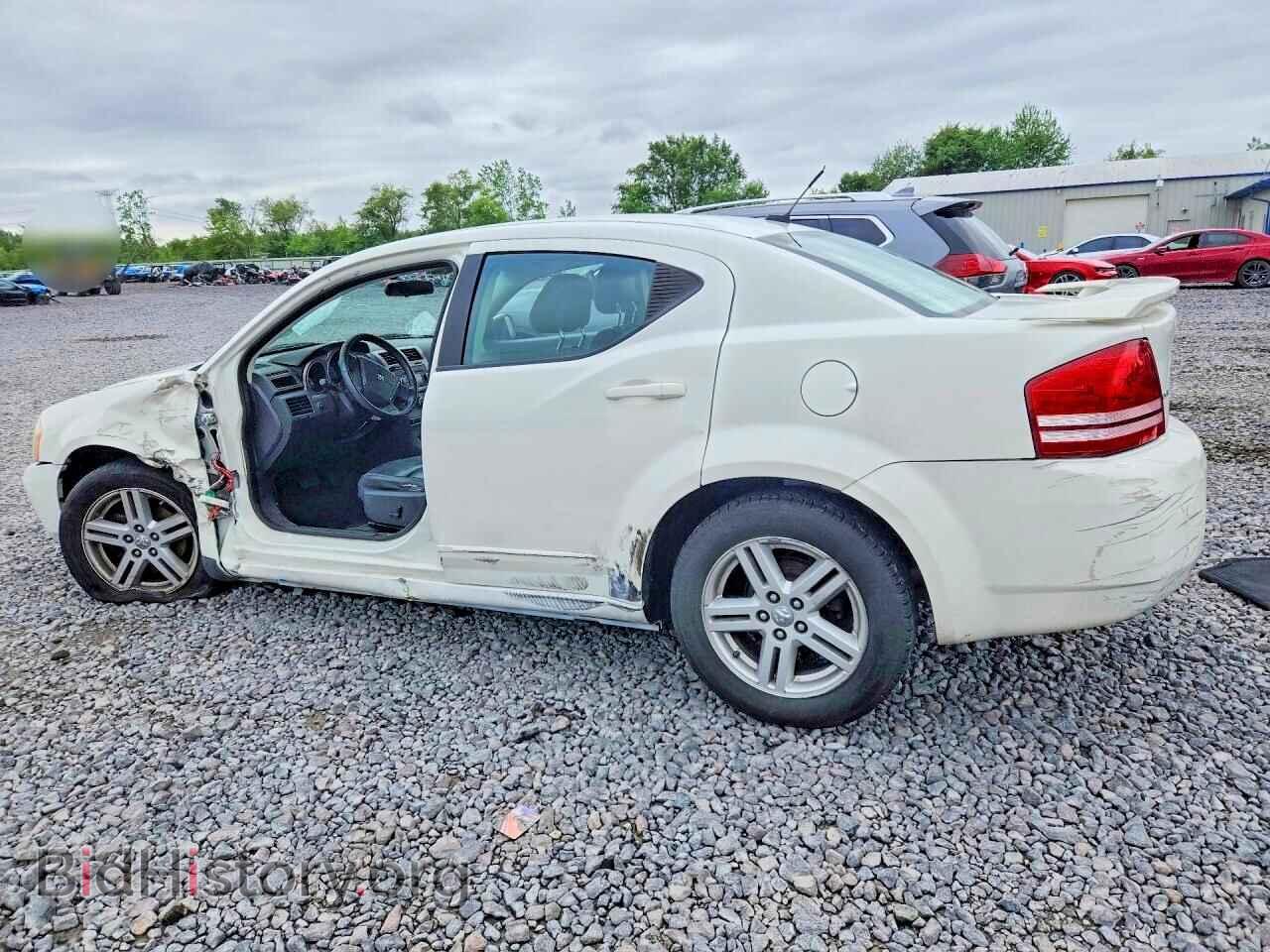 2010 DODGE AVENGER - VIN: 1B3CC5FB9AN156439 - Photo 2